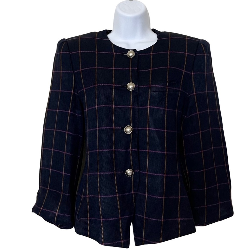Atrium Buttoned Navy Blue Blazer With Shoulder Pads